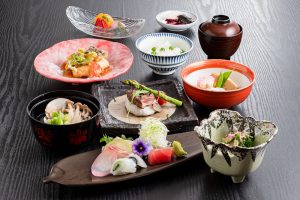 ANAクラウンプラザホテル松山雲海 3月の料理長おすすめ会席