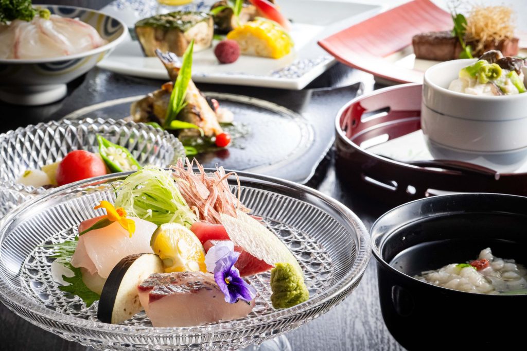 ANAクラウンプラザホテル松山雲海の季節の会席料理