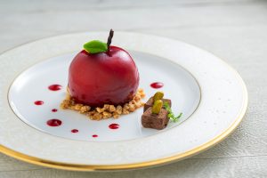 ANAクラウンプラザホテル松山のコラボケーキ