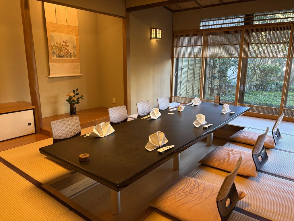 ANAクラウンプラザホテル松山日本料理雲海の個室